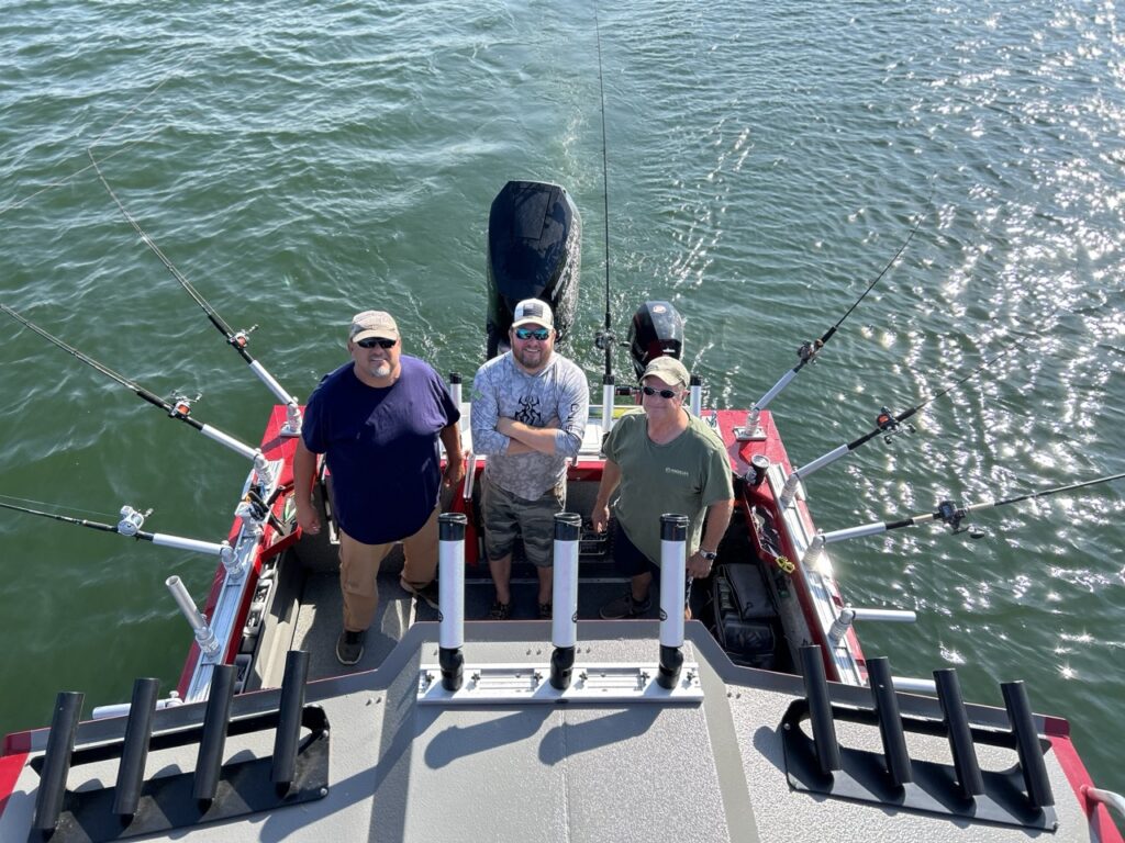 Schedule Your Lake Oahe Fishing Excursion Today!​ | angry walleye excursions